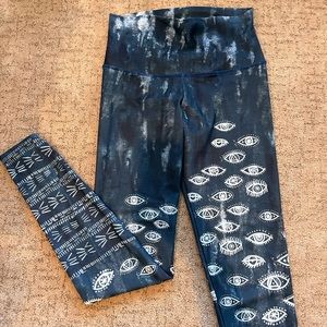 Onzie Flow High Waisted Evil Eye Leggings